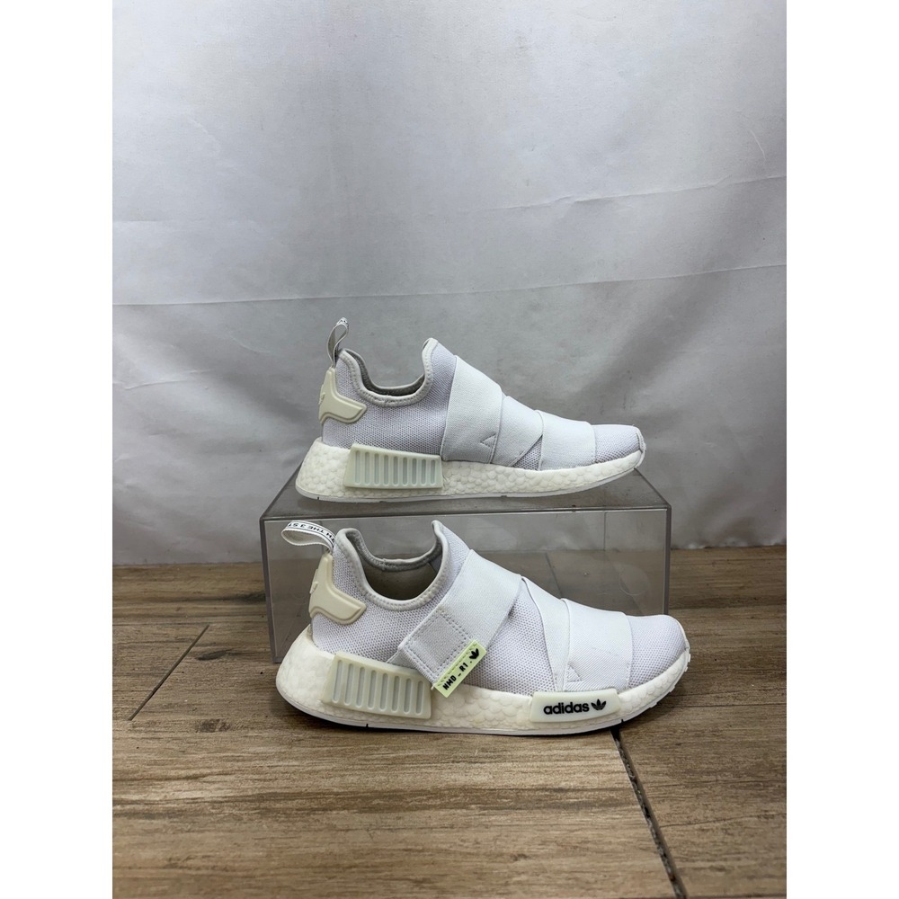 Adidas NMD_R1 Spectoo Slip-On White Sneakers Casual Shoes Women's Size 6